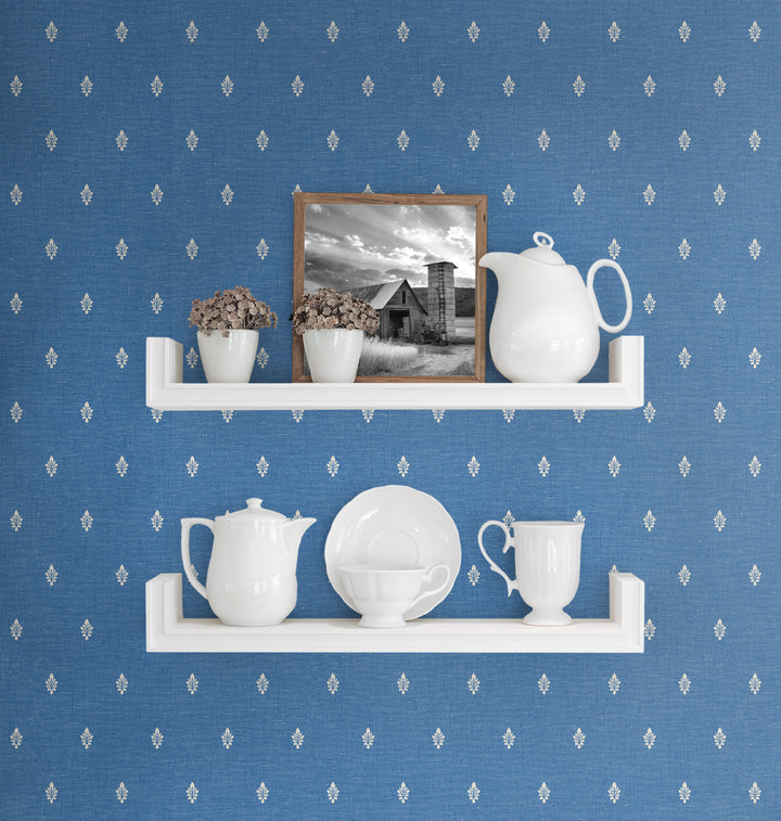 Traditional Wallpaper: French Country