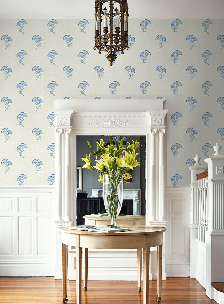Traditional Wallpaper: French Country