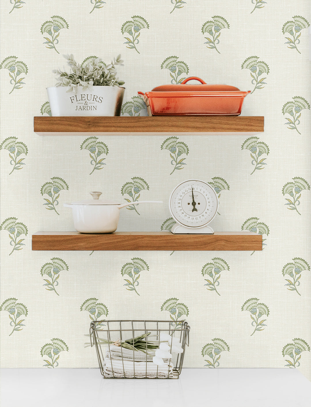 Traditional Wallpaper: French Country