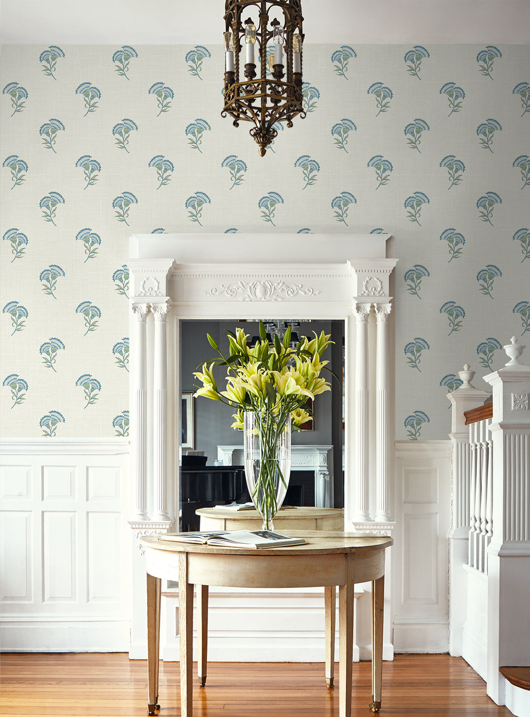 Traditional Wallpaper: French Country