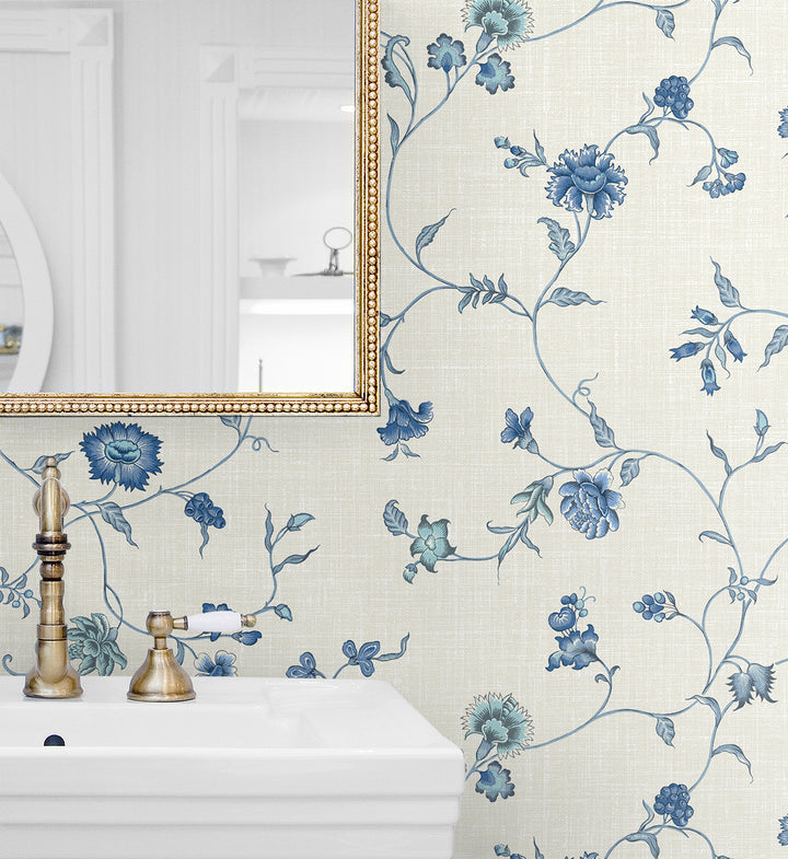 Traditional Wallpaper: French Country
