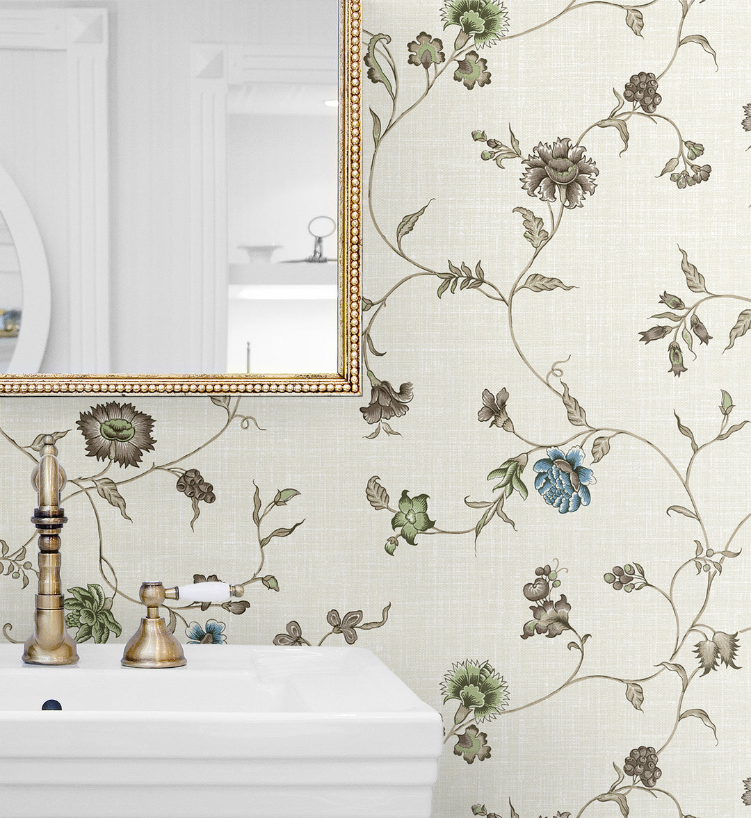 Traditional Wallpaper: French Country
