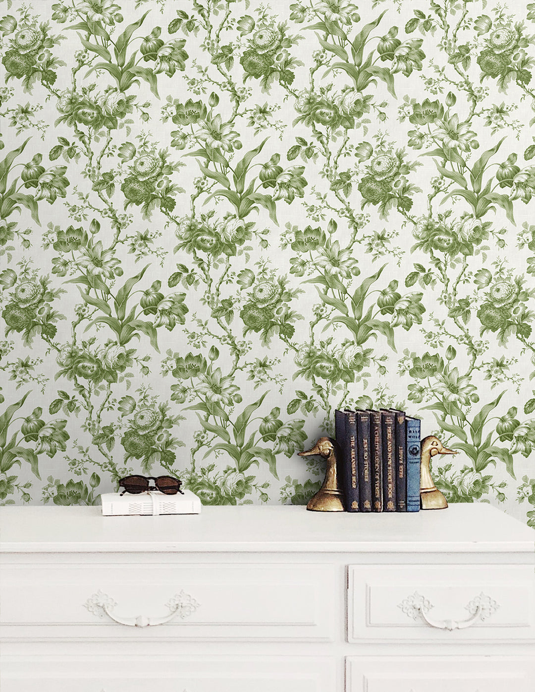 Traditional Wallpaper: French Country