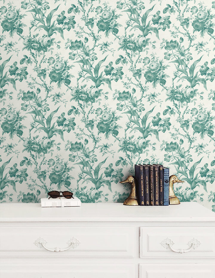 Traditional Wallpaper: French Country