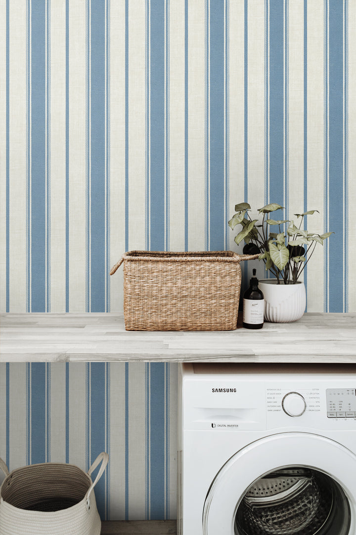 Traditional Wallpaper: French Country