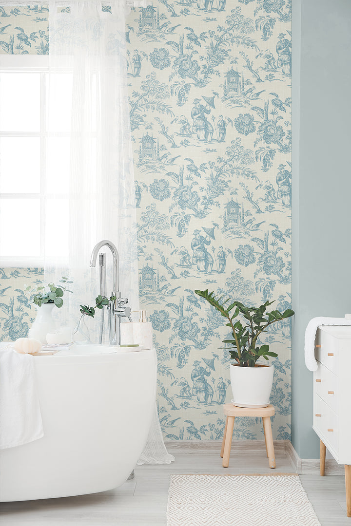 Traditional Wallpaper: French Country