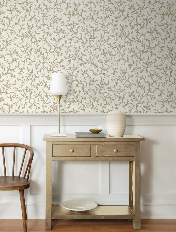Traditional Wallpaper: French Country