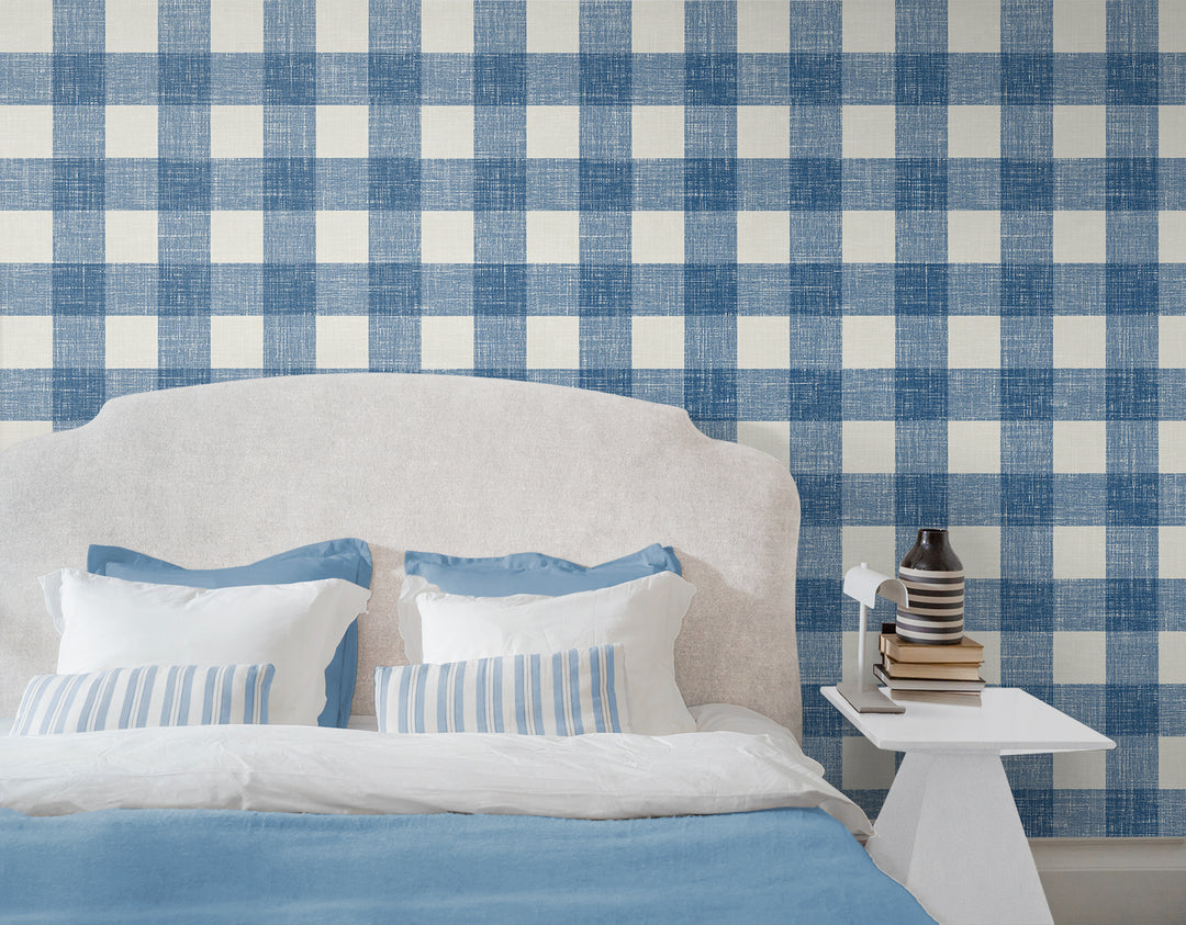 Traditional Wallpaper: French Country
