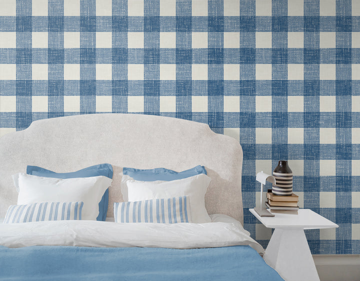 Traditional Wallpaper: French Country