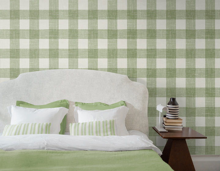 Traditional Wallpaper: French Country
