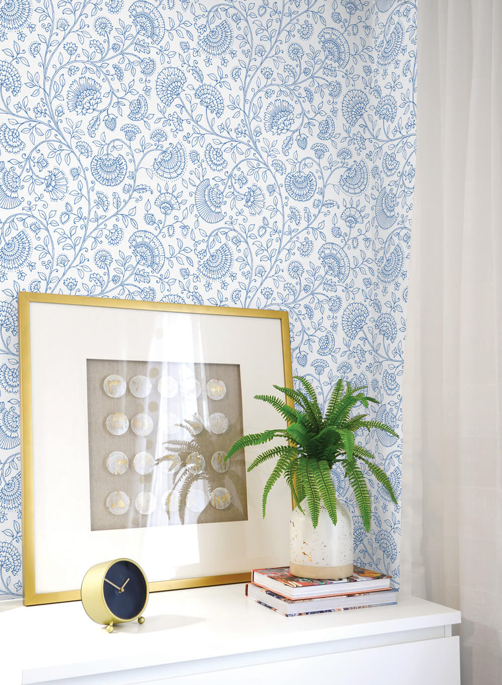 Peel & Stick Wallpapers: Paisley Trail