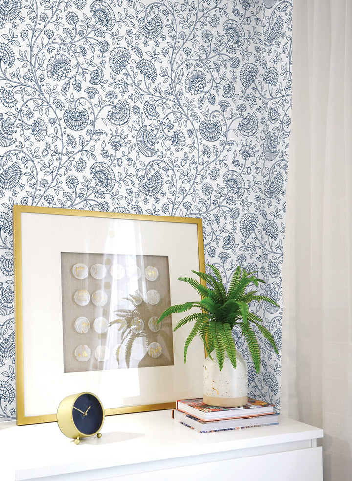 Peel & Stick Wallpapers: Paisley Trail