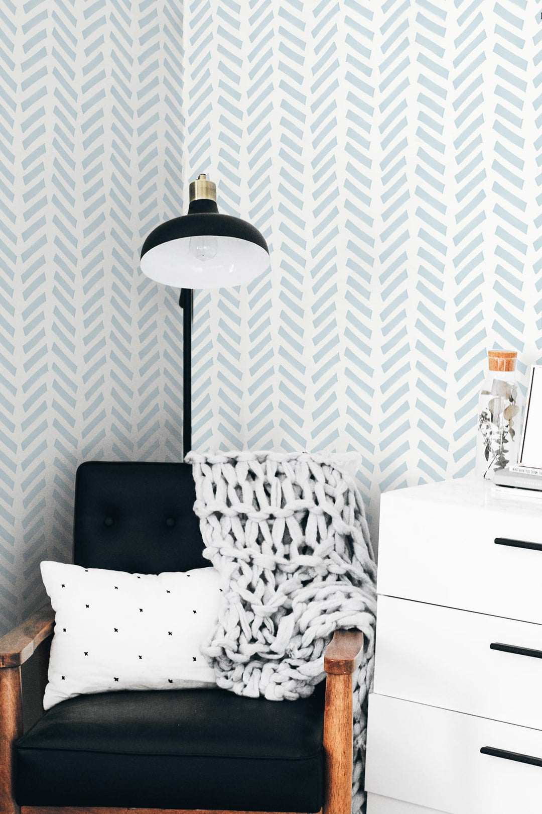 Peel & Stick Wallpapers: Mod Chevron