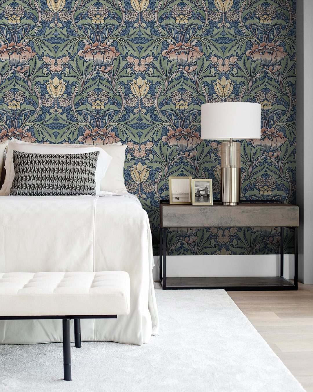 Peel & Stick Wallpapers: Acanthus Floral